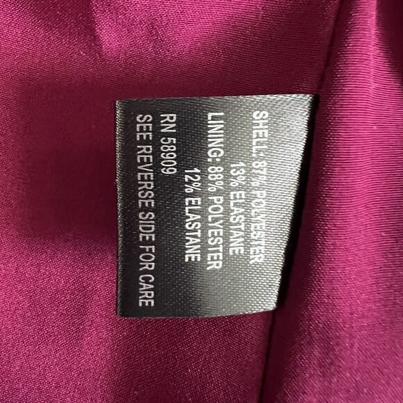 NWT Gianni Bini Mariah 3/4 Sleeve Plunging V-Neck Burgundy Velvet A-Line Dress - Picture 8 of 8